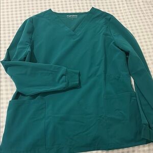 Mandala Long Sleeve 6 Pocket Scrub Top